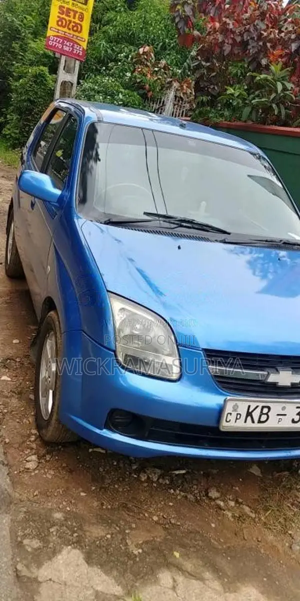 Chevrolet Cruze 2004 Car (Used)