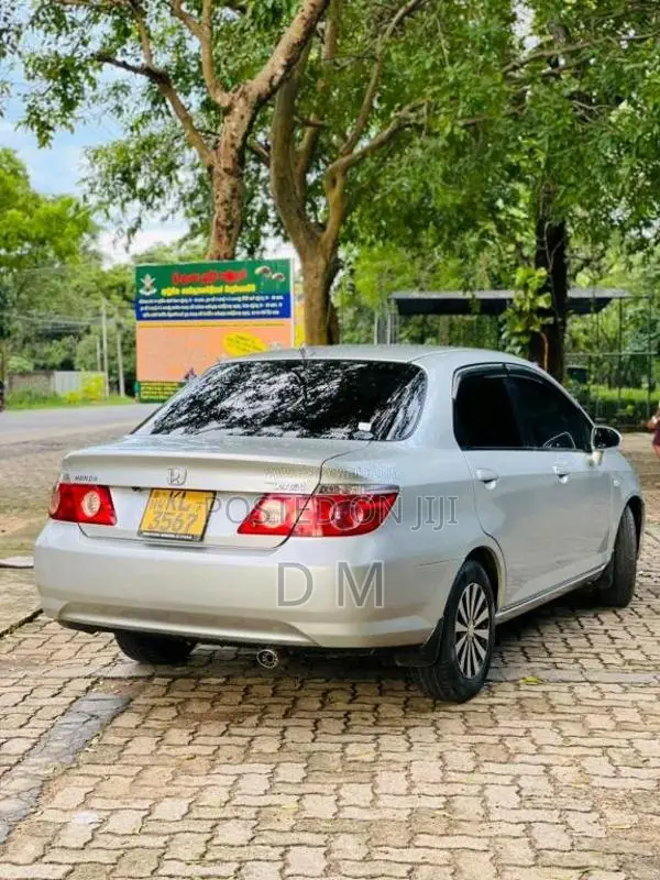 Honda Aria 2007 Car (Used)
