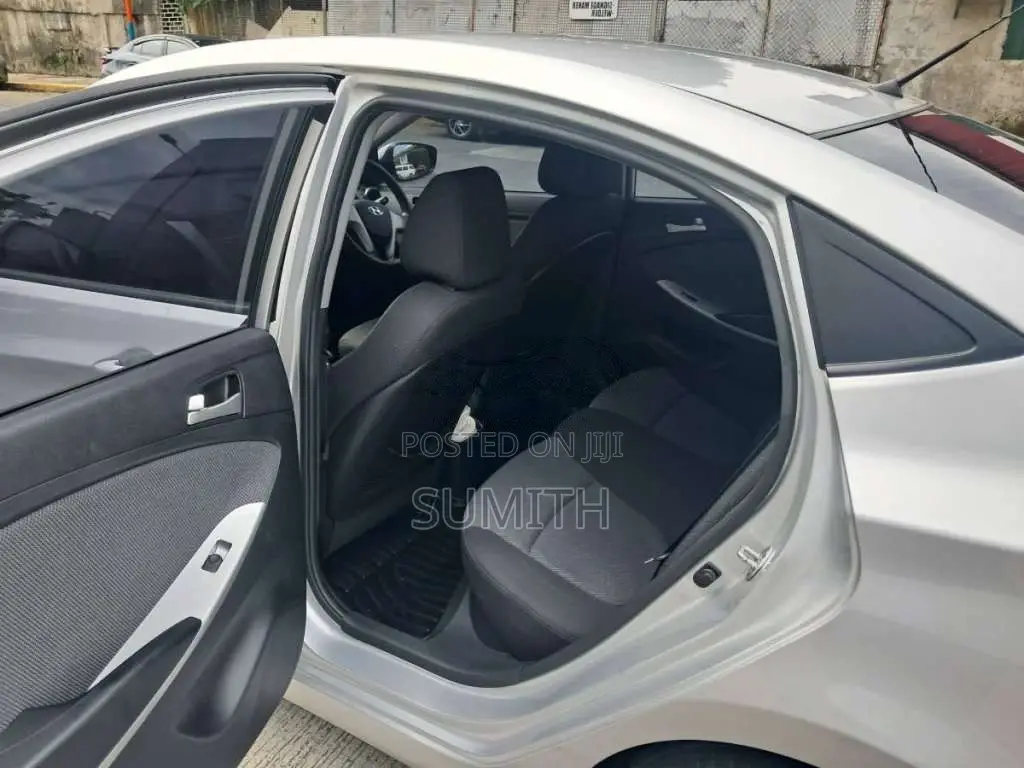 Hyundai Accent 2015 Car (Used)