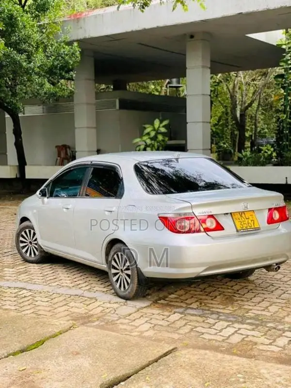 Honda Aria 2007 Car (Used)