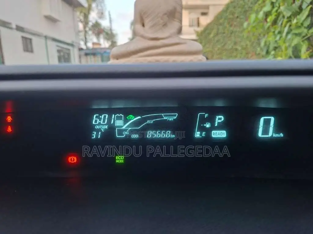 Toyota Aqua 2014 Car (Used)