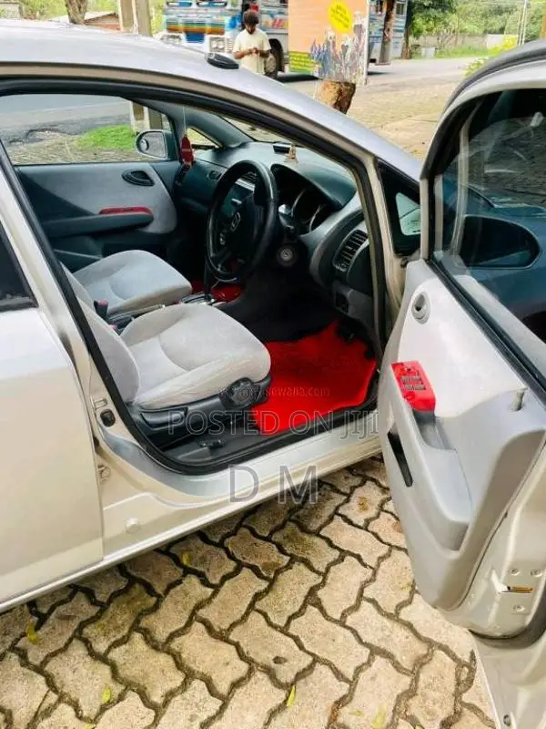 Honda Aria 2007 Car (Used)