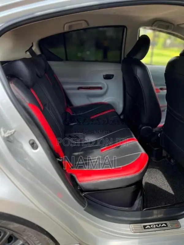Toyota Aqua 2015 Car (Used)