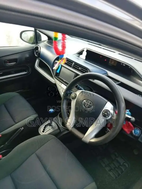 Toyota Prius C Aqua 2014 Car (Used)