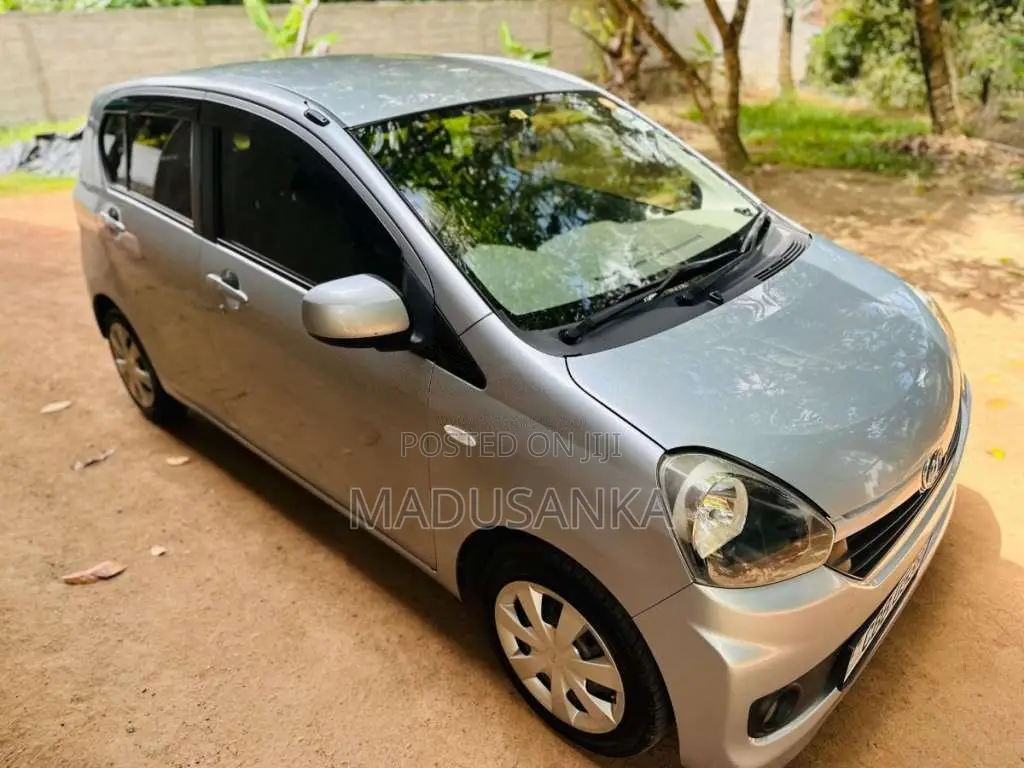 Daihatsu Mira 2017 Car (Used)