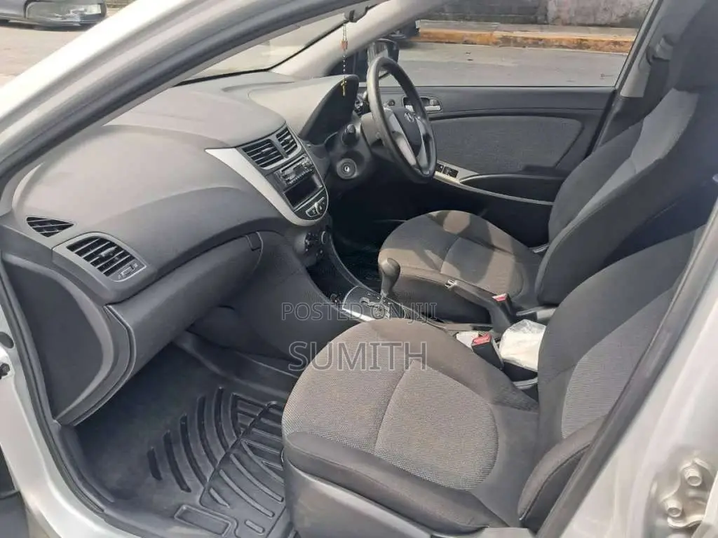 Hyundai Accent 2015 Car (Used)