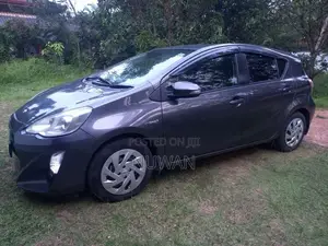 Toyota Aqua Urban 2015 Car (Used)