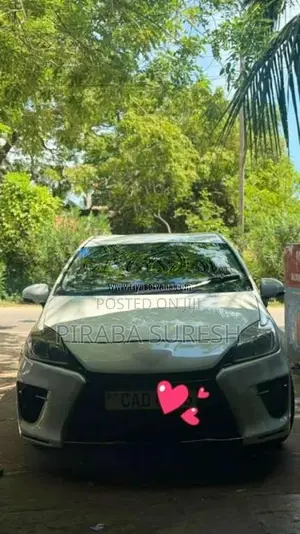 Toyota Prius 2012 Car (Used)