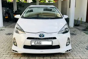 Toyota Aqua G Limited 2012 Car (Used)