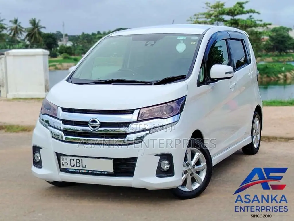 Nissan Dayz Highway Star 2017 Car (Used)