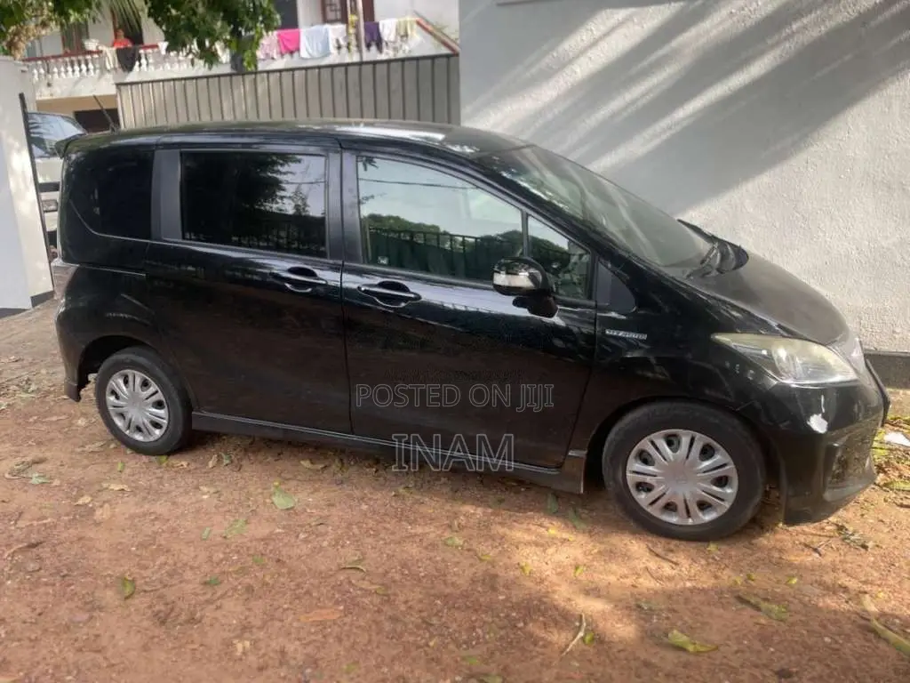 Honda Freed 2013 Car (Used)