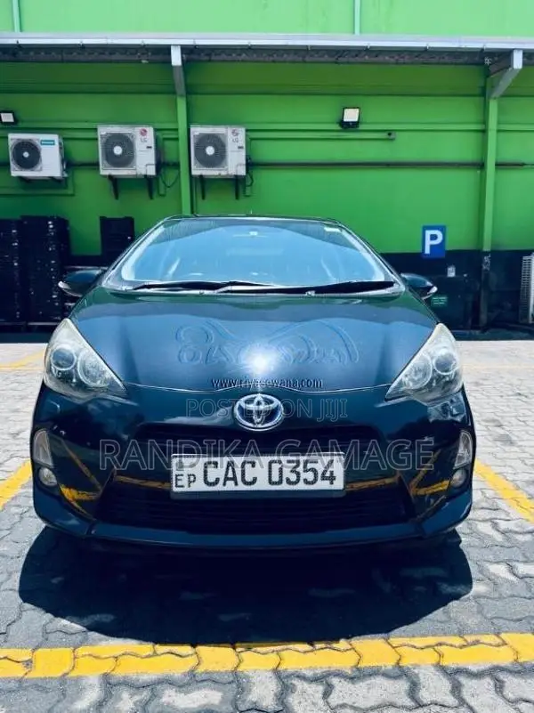 Toyota Aqua G Limited 2013 Car (Used)