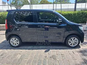 Suzuki Wagon R FX 2016 Car (Used)