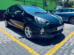 Toyota Aqua G Limited 2013 Car (Used)