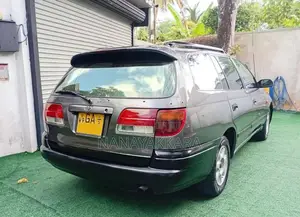 Toyota Caldina 1998 Car (Used)