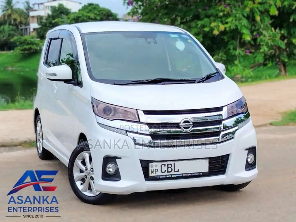 Nissan Dayz Highway Star 2017 Car (Used)