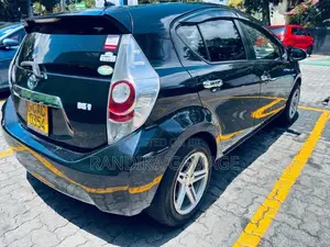 Toyota Aqua G Limited 2013 Car (Used)