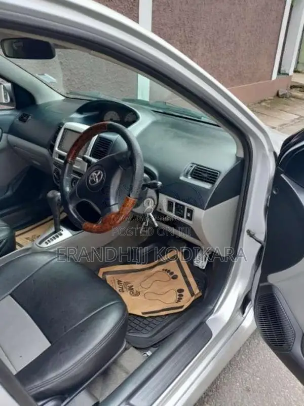 Toyota Vios 2004 Car (Used)