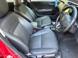 Honda Grace 2017 Car (Used)