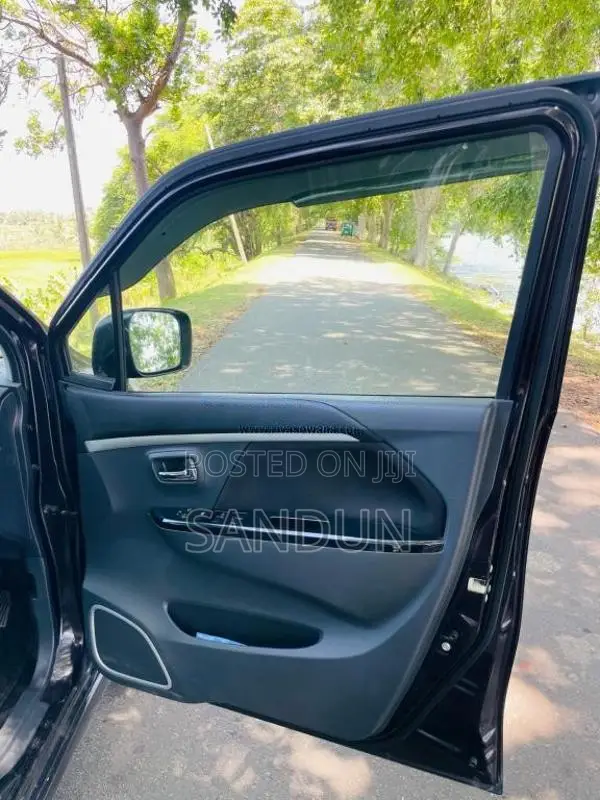 Suzuki Wagon R Stingray 2015 Car (Used)