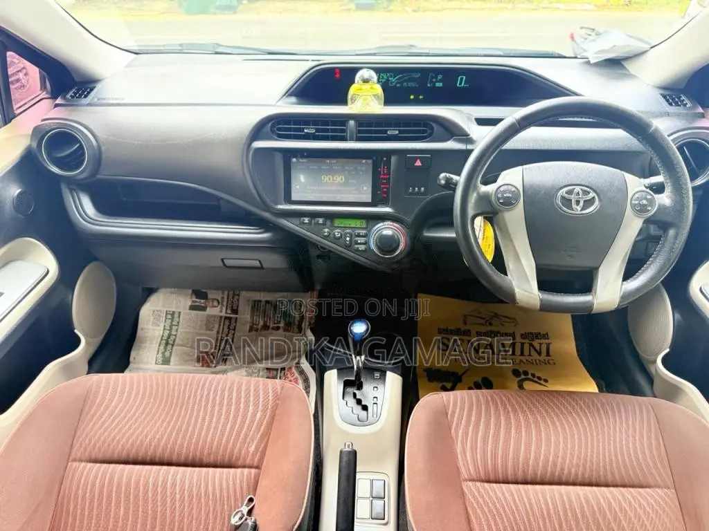 Toyota Aqua G Limited 2013 Car (Used)