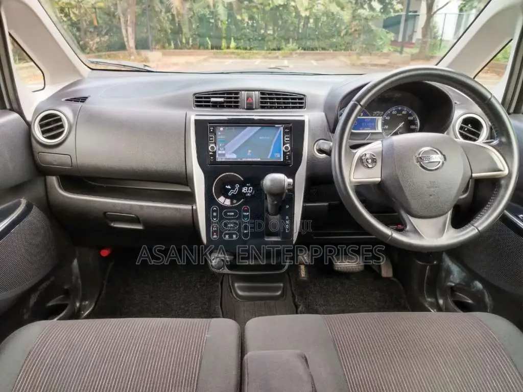 Nissan Dayz Highway Star 2017 Car (Used)