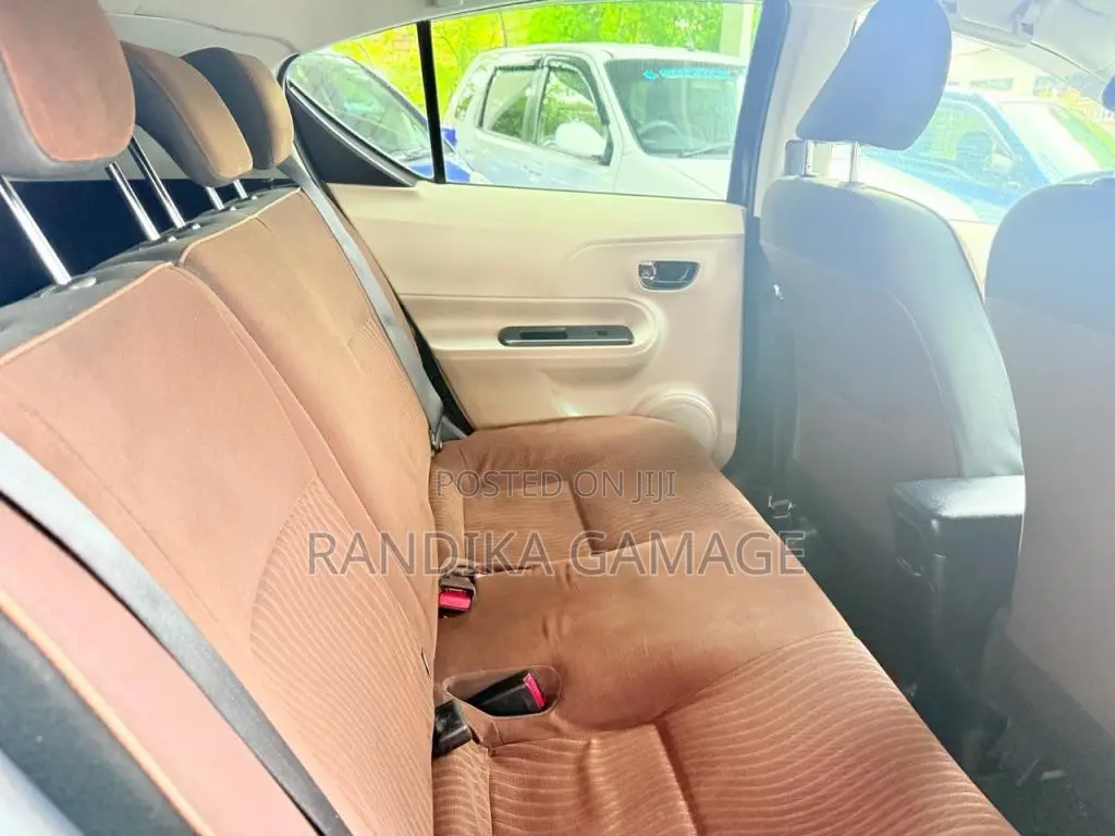 Toyota Aqua G Limited 2013 Car (Used)