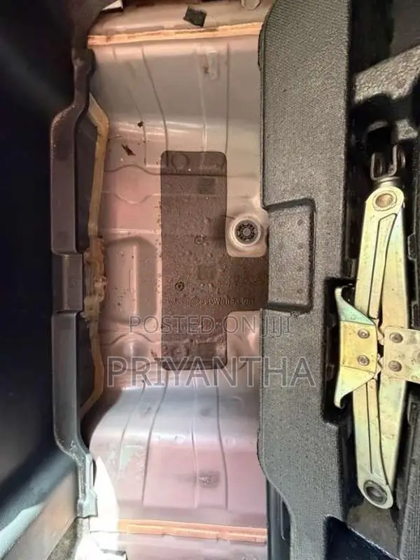 Honda Grace 2017 Car (Used)