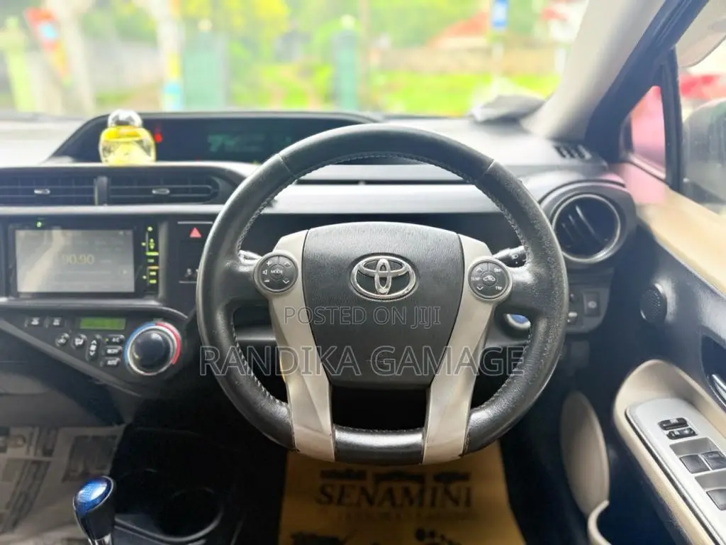 Toyota Aqua G Limited 2013 Car (Used)