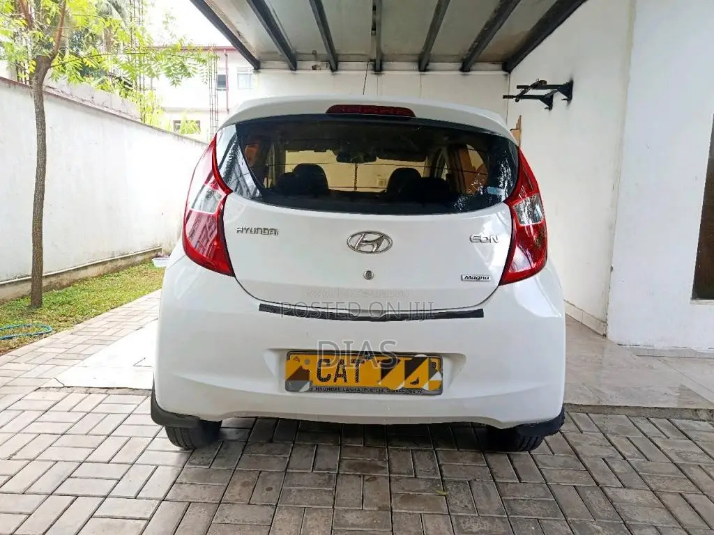 Hyundai EON 2017 Car Unregistered (Recondition)