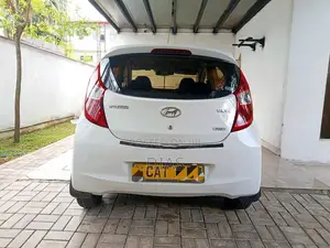 Hyundai EON 2017 Car Unregistered (Recondition)