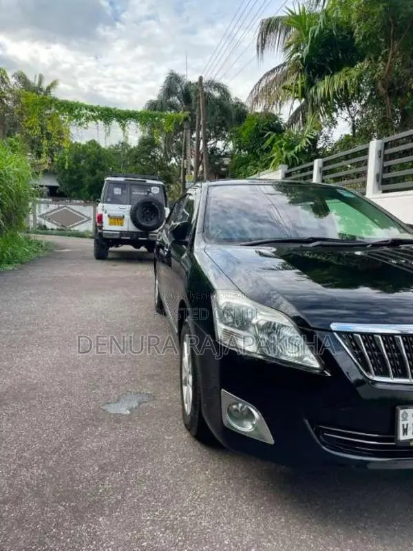 Toyota Premio 2014 Car (Used)