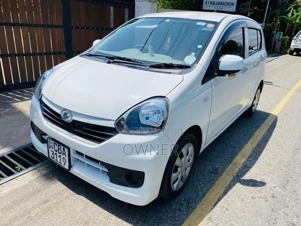 Daihatsu Mira 2017 Car (Used)