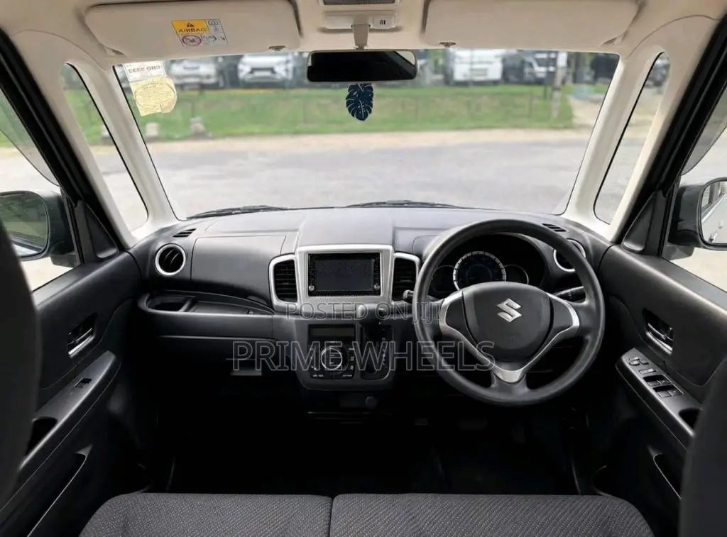 Suzuki Spacia 2017 Car (Used)
