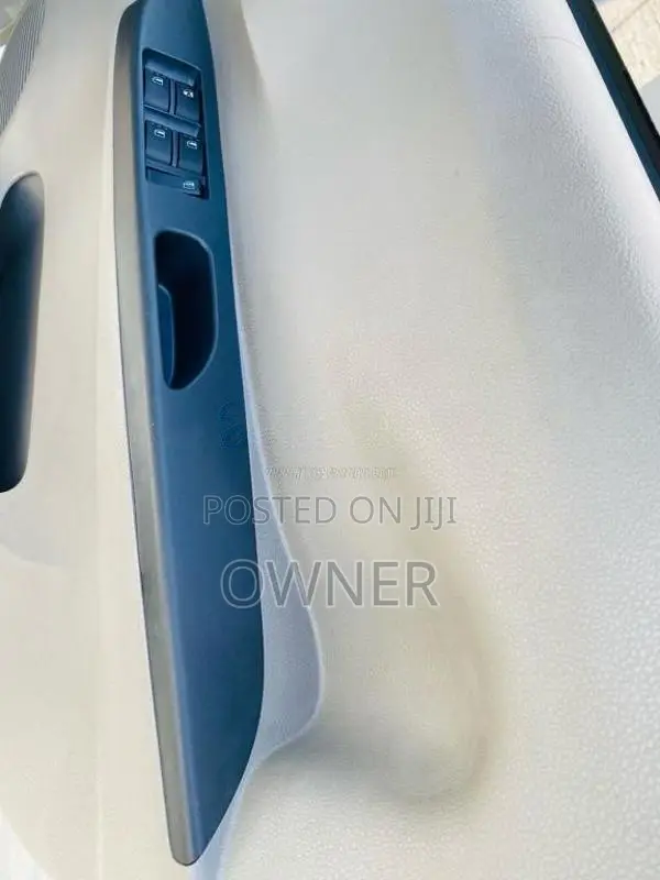 Daihatsu Mira 2017 Car (Used)