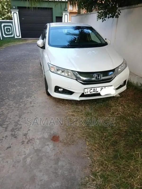 Honda Grace EX 2015 Car (Used)