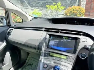 Toyota Prius S Touring 2011 Car (Used)