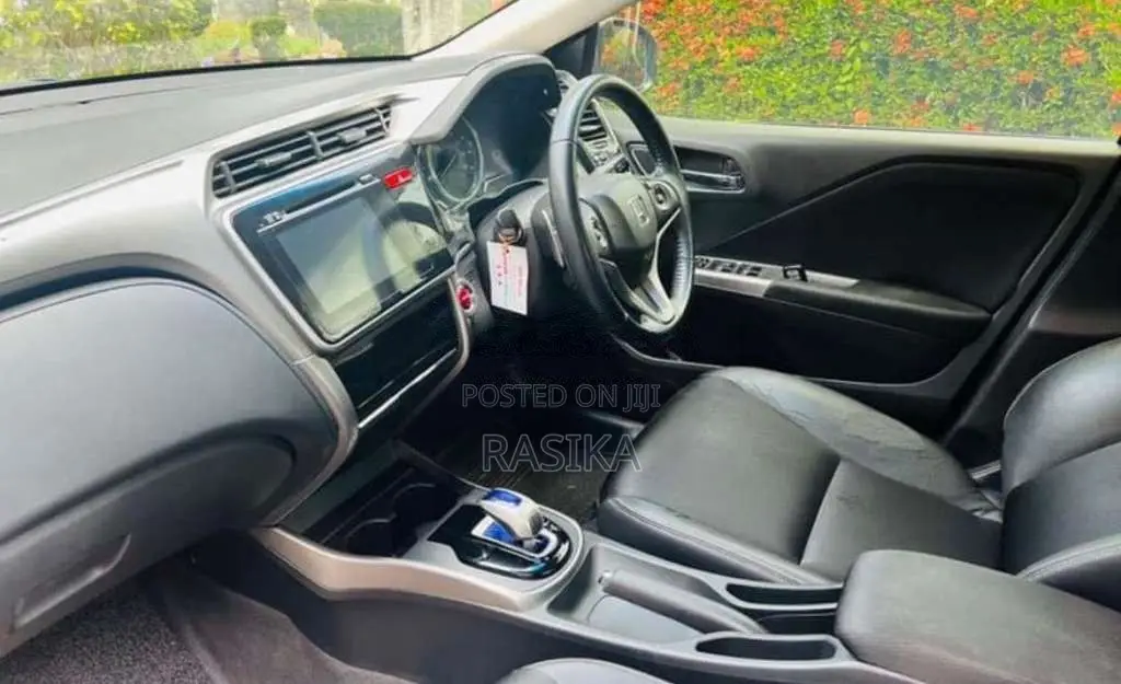 Honda Grace Ex 2015 Car (Used)