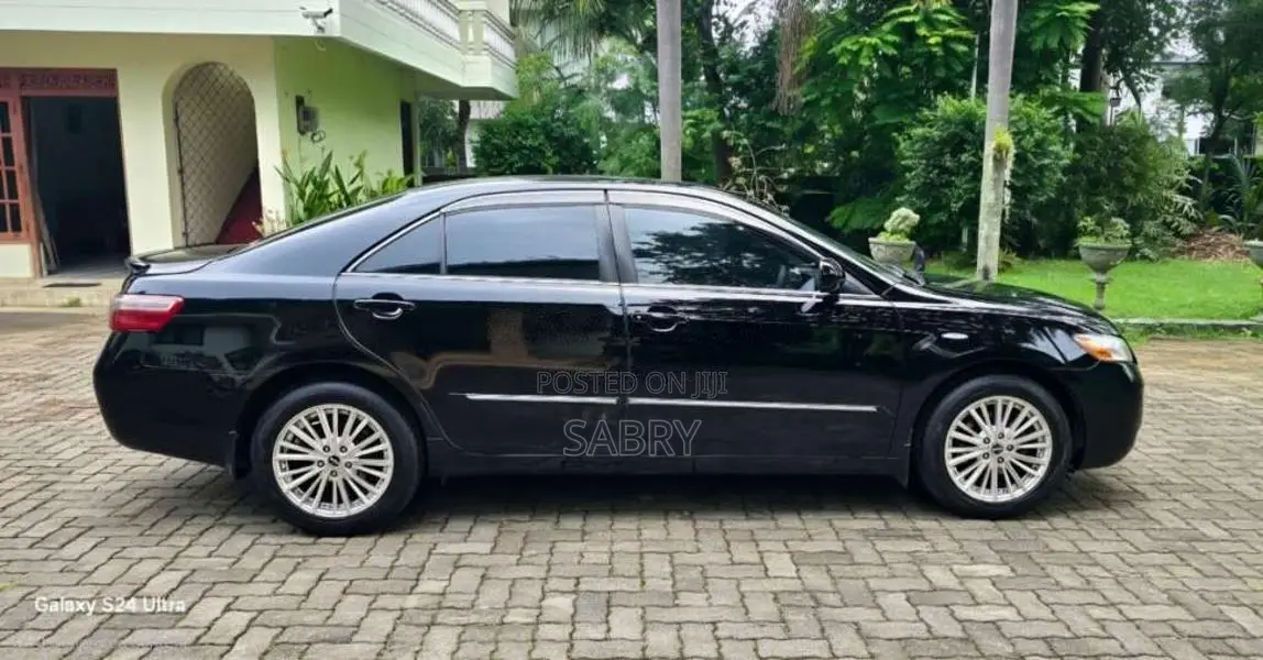 Toyota Camry 2007 Car (Used)