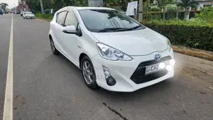 Toyota Aqua Urban 2014 Car (Used)