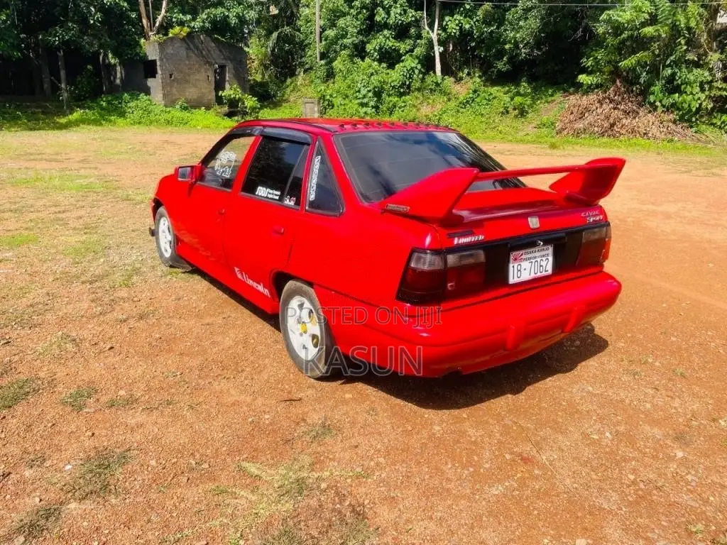 Honda Daewoo Racer 1993 Car (Used)