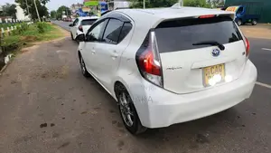 Toyota Aqua Urban 2014 Car (Used)