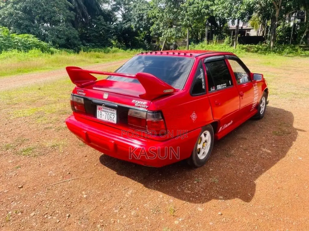 Honda Daewoo Racer 1993 Car (Used)