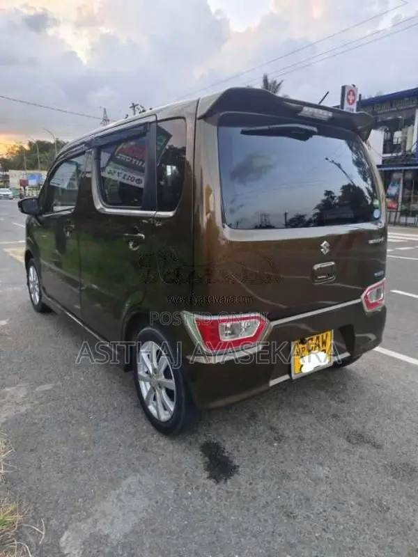 Suzuki Wagon R FZ Safety 2017 Car (Used)