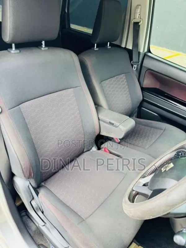 Suzuki Wagon R Stingray 2018 Car (Used)