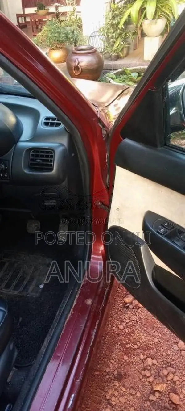 Nissan March K11 2000 Car (Used)