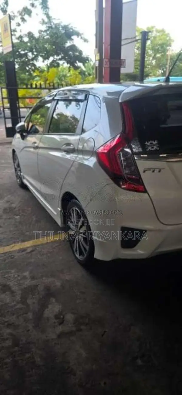 Honda Fit 2016 Car (Used)