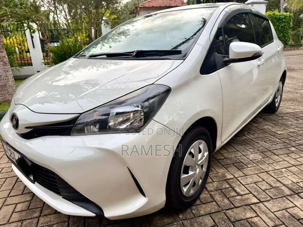 Toyota Vitz Limited 2015 Car (Used)