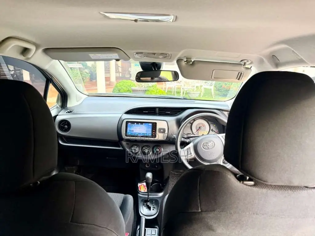 Toyota Vitz Limited 2015 Car (Used)