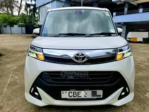 Toyota Roomy GS Custom LED 2017 Car (Used)